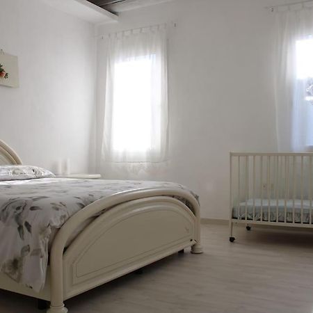 Apartment With Terrace In Chioggia'S Main Square Luaran gambar